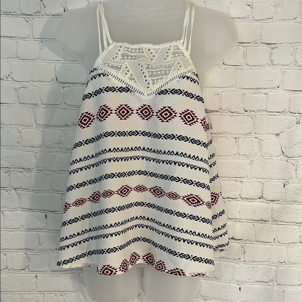 Flying Tomato Women's White and Red Patterned Top NWOT